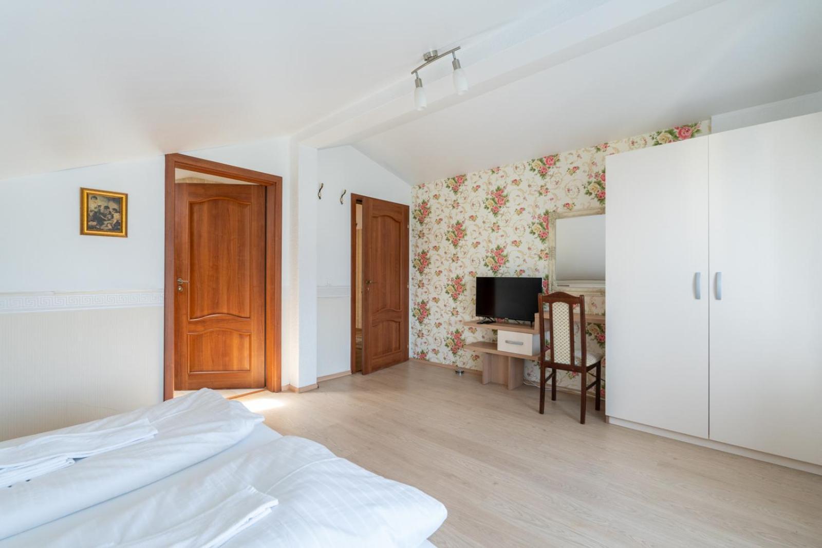 Farawayhomes Aparthotel Near Vienna Airport - Anytime Self Check-In 莱塔河畔布鲁克 外观 照片