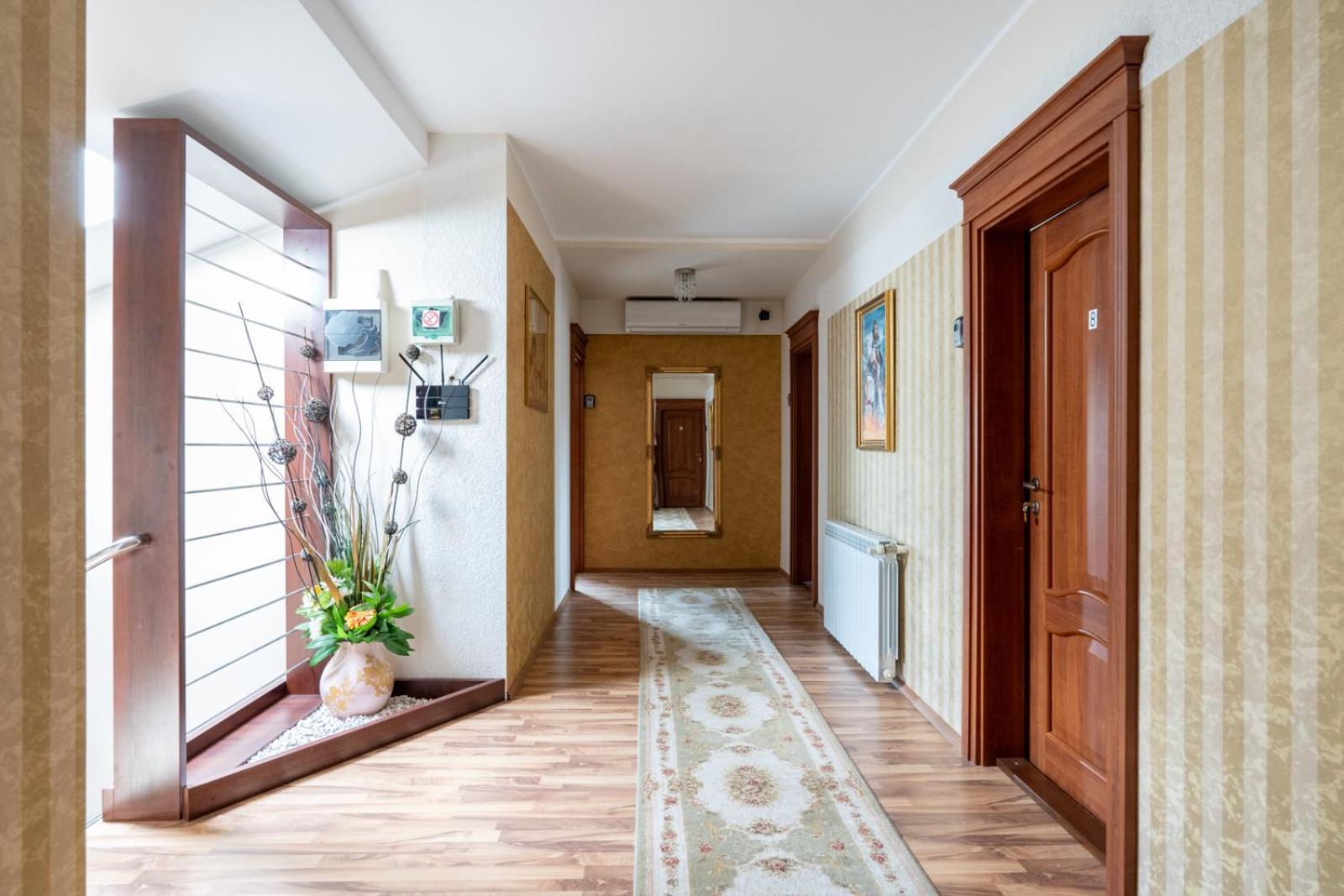 Farawayhomes Aparthotel Near Vienna Airport - Anytime Self Check-In 莱塔河畔布鲁克 外观 照片