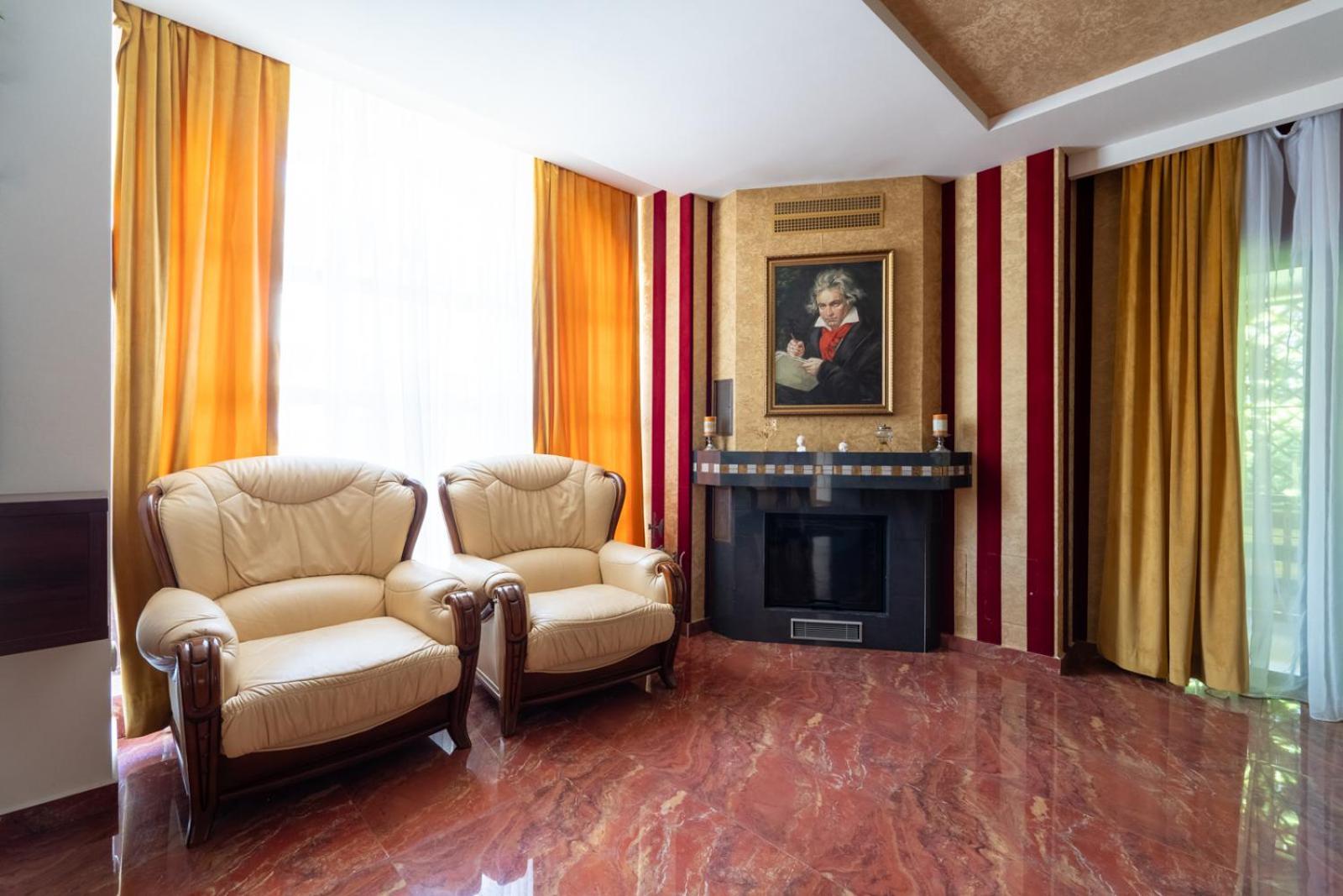 Farawayhomes Aparthotel Near Vienna Airport - Anytime Self Check-In 莱塔河畔布鲁克 外观 照片