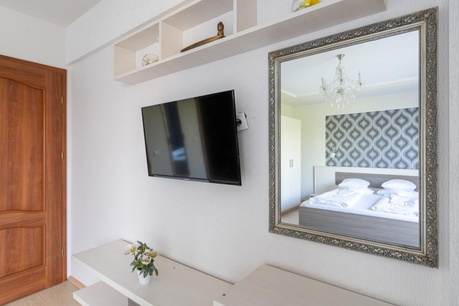 Farawayhomes Aparthotel Near Vienna Airport - Anytime Self Check-In 莱塔河畔布鲁克 外观 照片