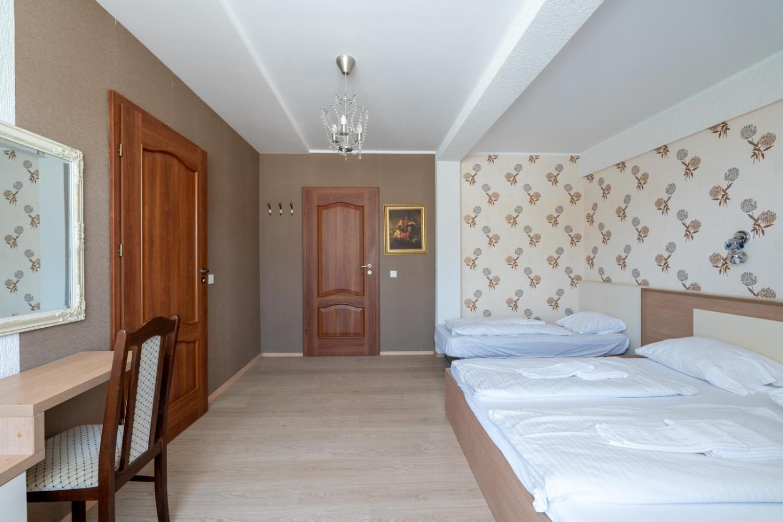 Farawayhomes Aparthotel Near Vienna Airport - Anytime Self Check-In 莱塔河畔布鲁克 外观 照片