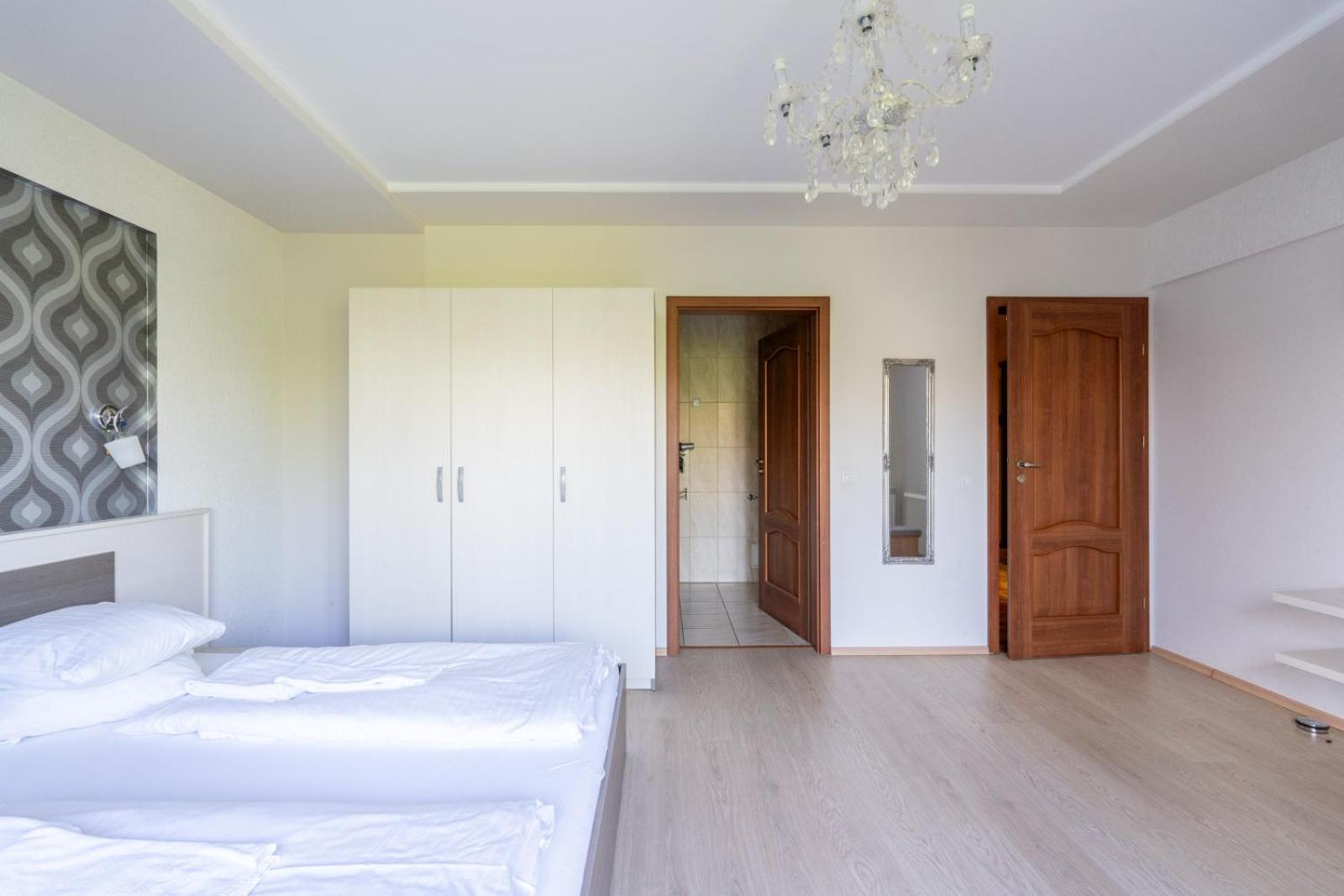 Farawayhomes Aparthotel Near Vienna Airport - Anytime Self Check-In 莱塔河畔布鲁克 外观 照片